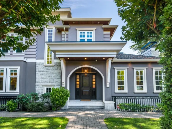 738 W 54th Ave, Vancouver, BC V6P 1M4