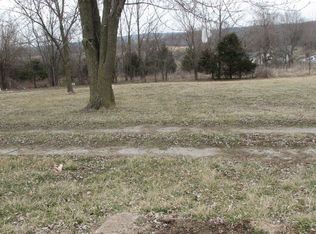 1063 E Main St, Buffalo, MO 65622