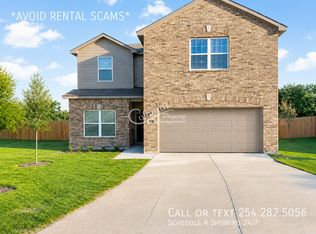 325 Crescent Park Dr, Jarrell, TX 76537