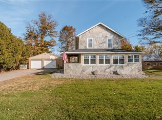 3963 Bonstead Rd, Clay, NY 13041