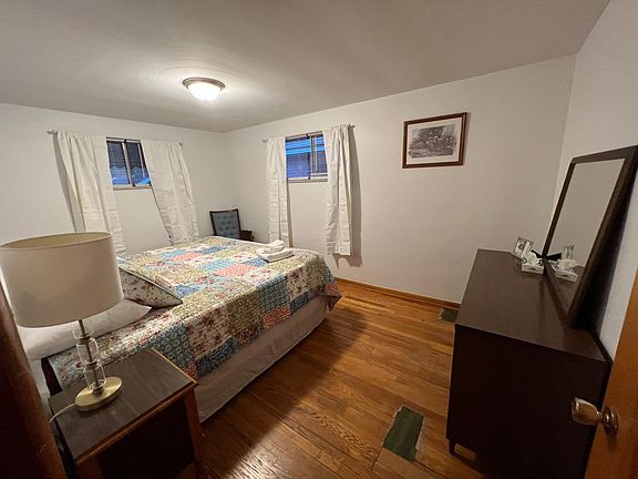 5th image of 310 Pine St