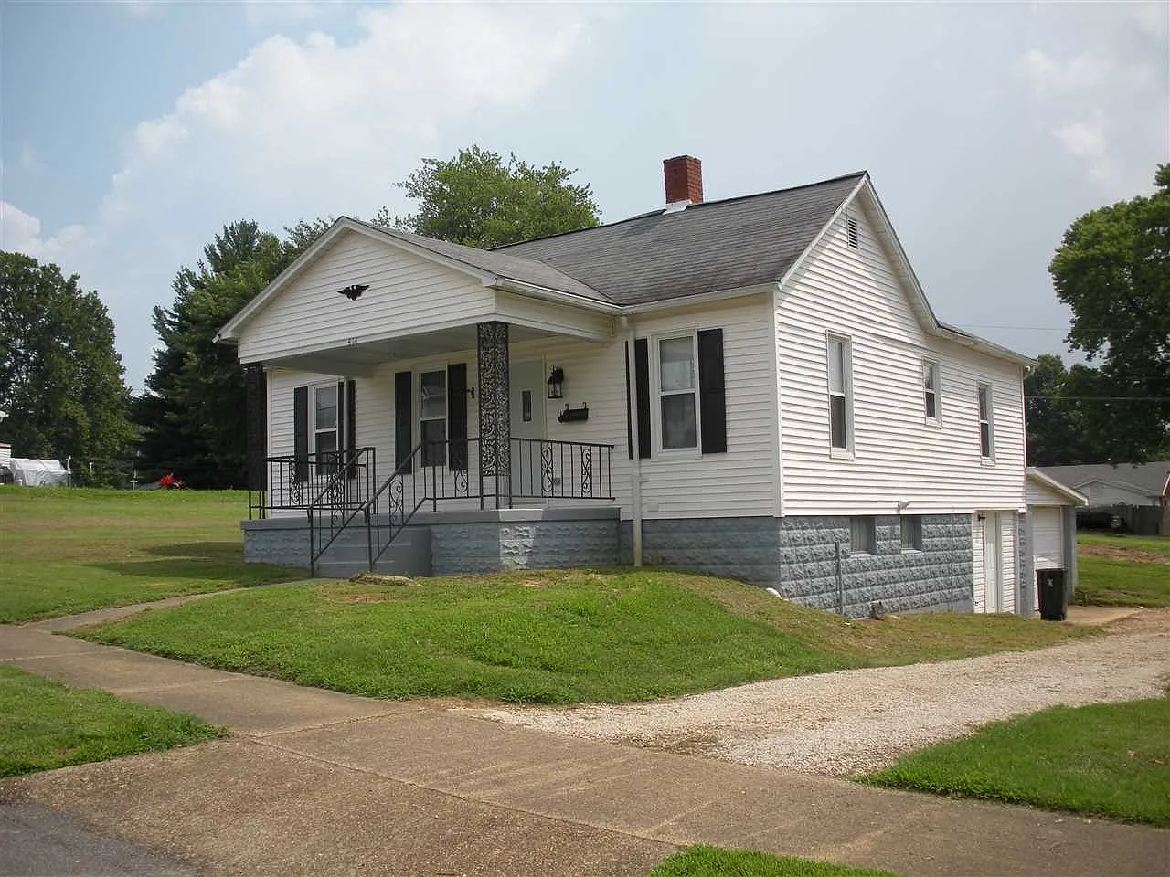 414 13th St photo 1