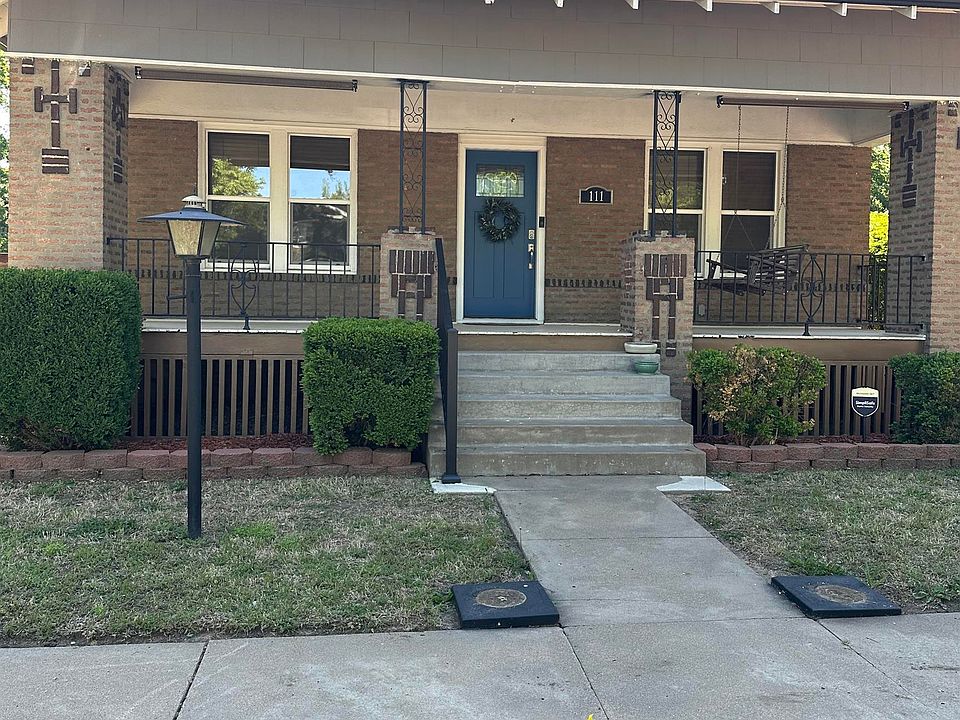 1st image of 111 S College Ave