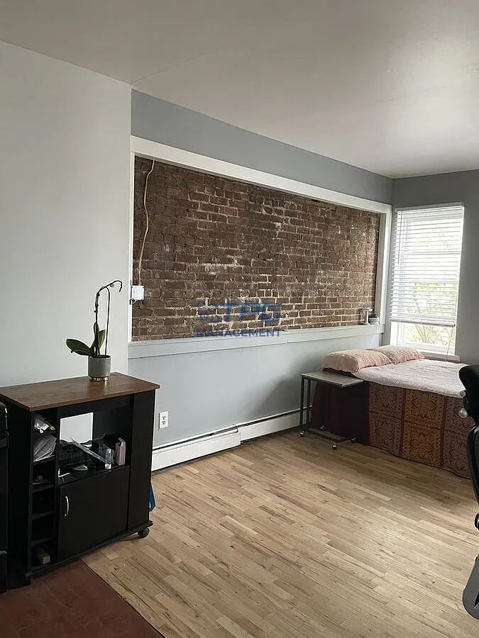 Bright Studio-Style 1BR with Exposed Brick | Jersey City | $1,550 — Photo 4