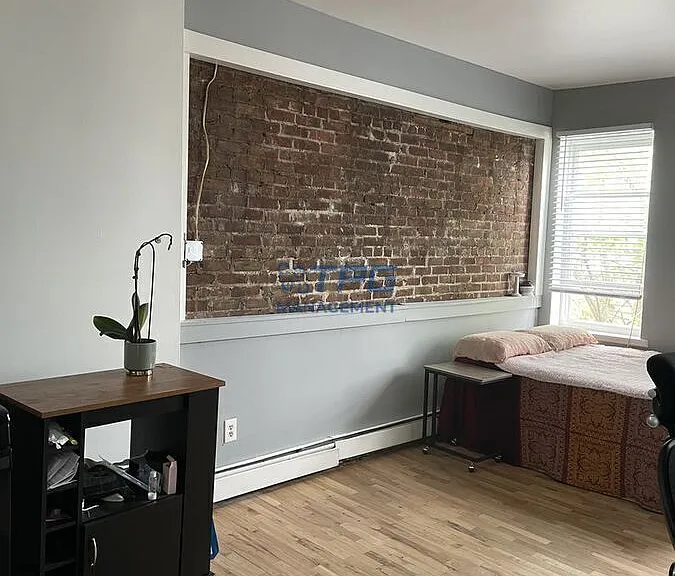 111 Mallory Ave #7 — Photo 4