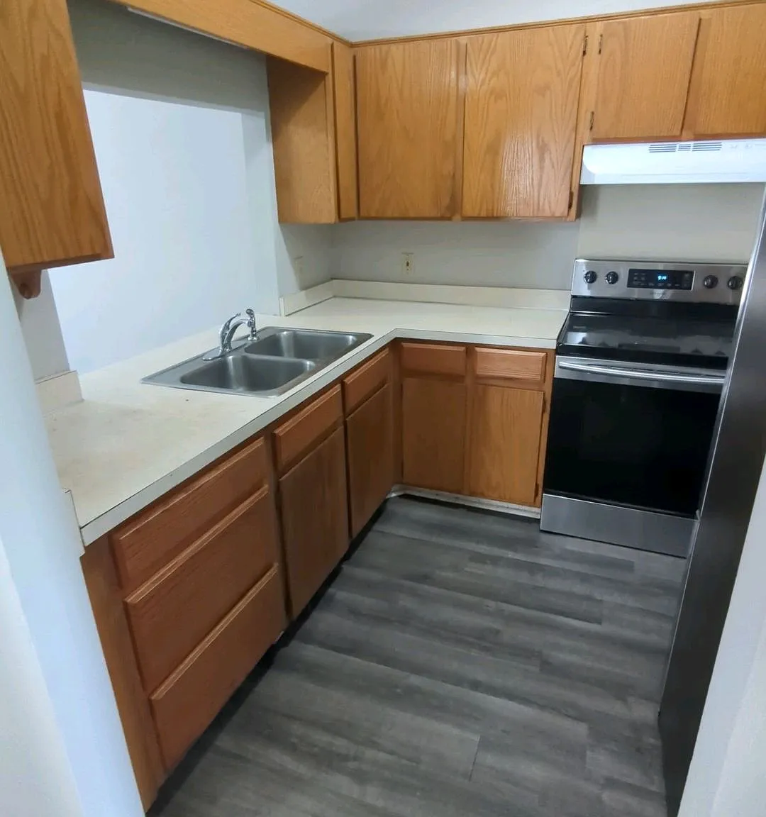 510 Park Court - 1 — Photo 3