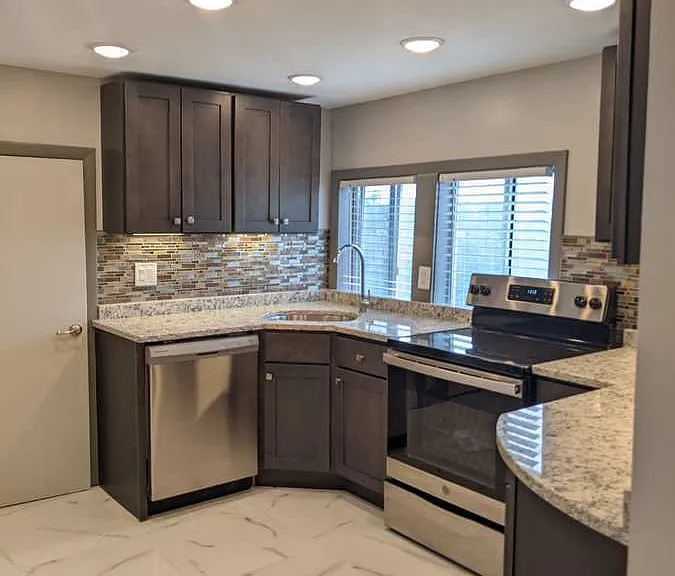 28-30 Connecticut Blvd #3 — Photo 1