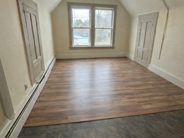 37 Maple St #3