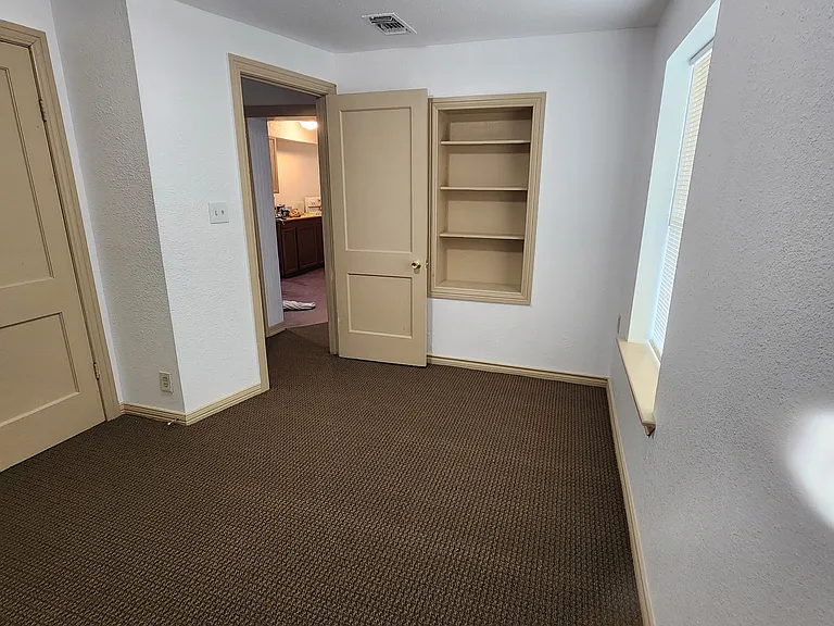 339 Drury Ln #1 — Photo 7