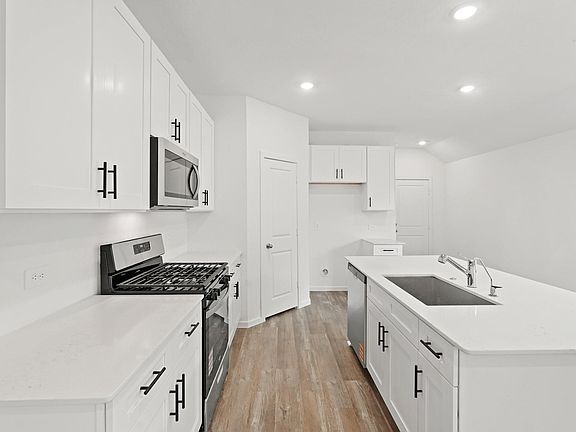 5th image of 3009 Teal Breeze Ln