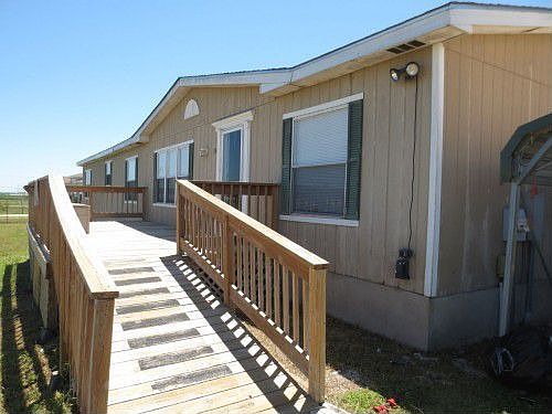 2nd image of 312 Thomas Park Dr