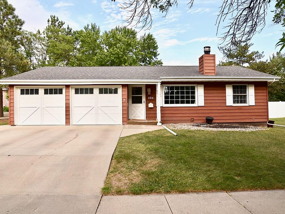 1st image of 404 Yucca Dr