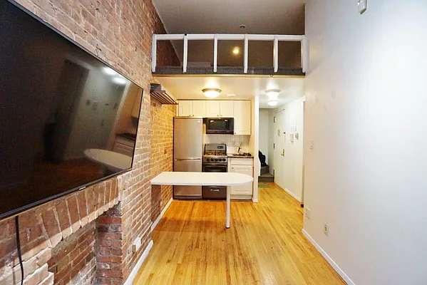 Rented by Best Apartments North Inc | media 44