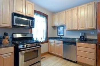 5th image of 4222 W Roscoe St Unit 1E
