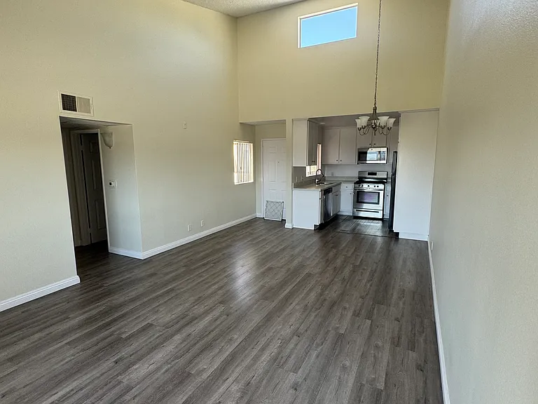 530 E Santa Anita Ave — Photo 5