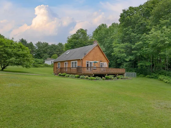 63 Upper Narrows Lane, Winthrop, ME 04364