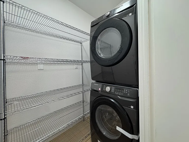 4442 Cannington Dr — Photo 8