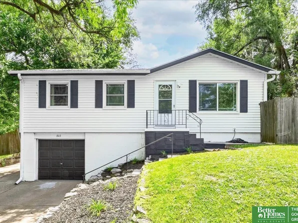 803 Terrace Ave, Bellevue, NE 68005