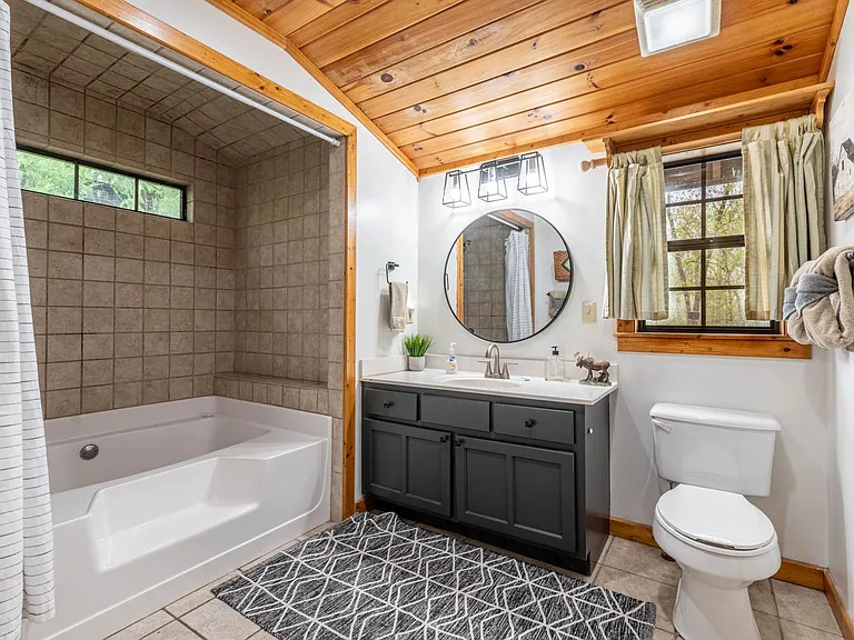 810 Cabin Creek Way — Photo 14