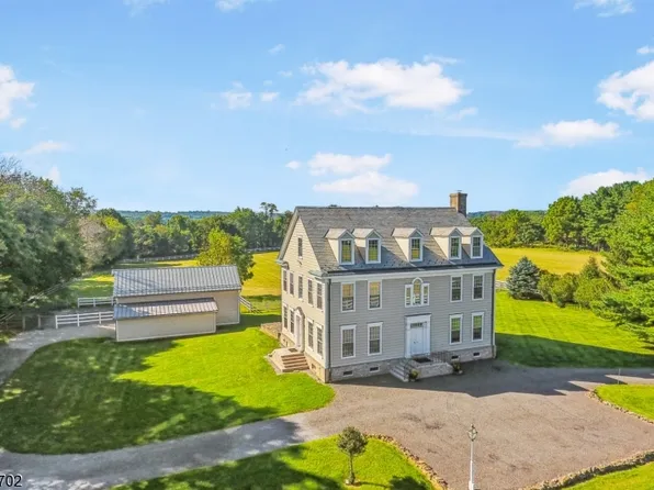 72 Fairmount Road West, Tewksbury Twp., NJ 07830