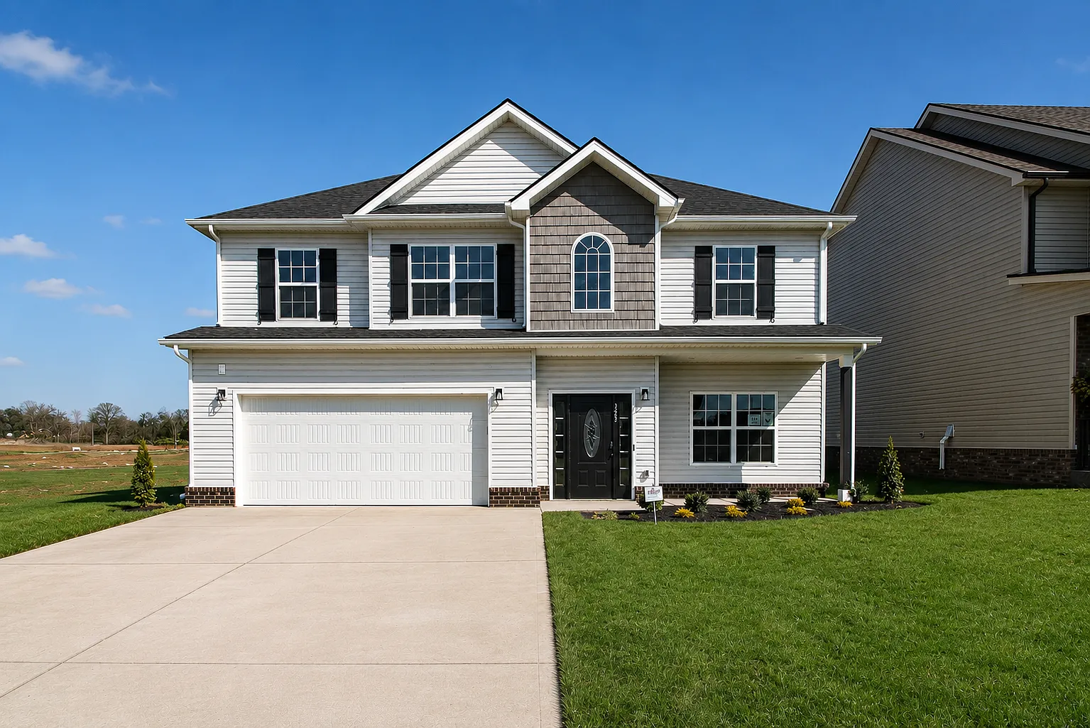 4 bed, 2.5 bath, 2250 sqft, $2,250 — Photo 1