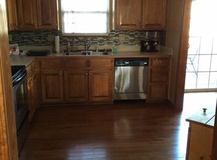 19608 E 10th St S, Independence, MO 64056