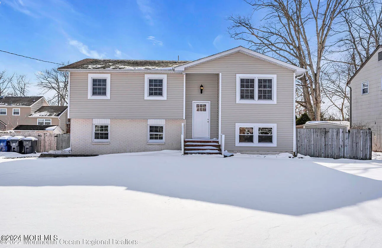 5 bed, 2146 sqft, $4,000 — Photo 1