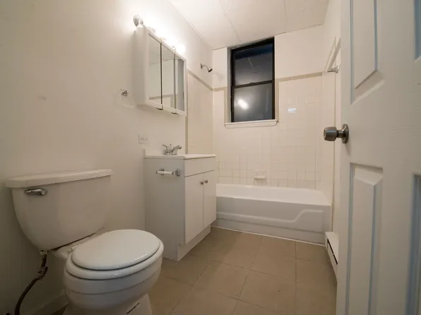 5130 S Dr Martin Luther King Jr Dr Chicago, IL 60615