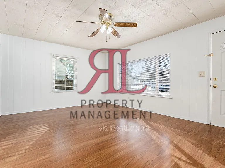 3400 Eisenhower Rd — Photo 5