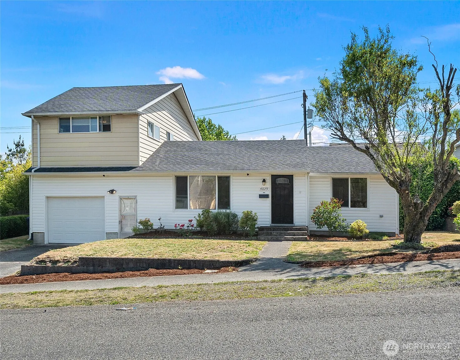 4029 E Spokane Street photo 1