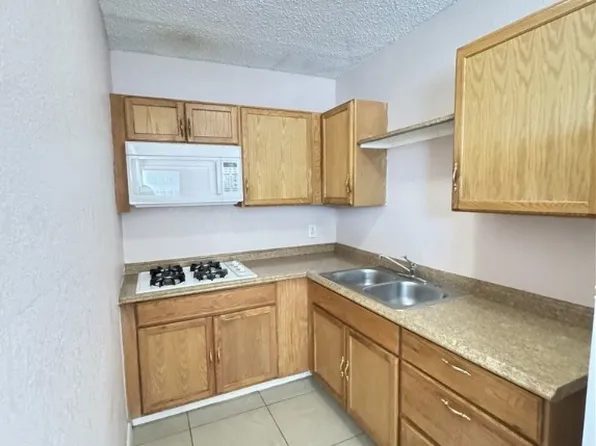 1077 Count Wutzke Ave, Las Vegas, NV 89119