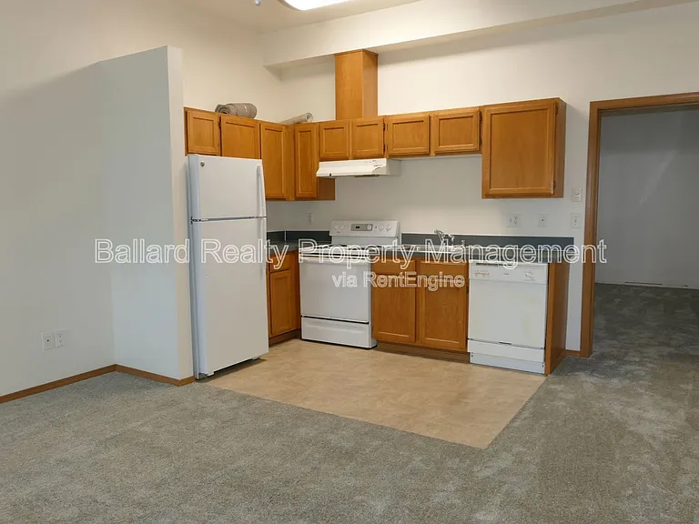 1550 NW 51st St #1 — Photo 2