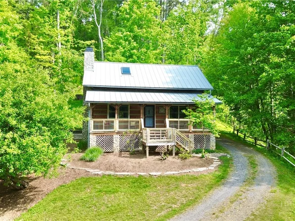 174 Bass Pond Road, Warrensville, NC 28693