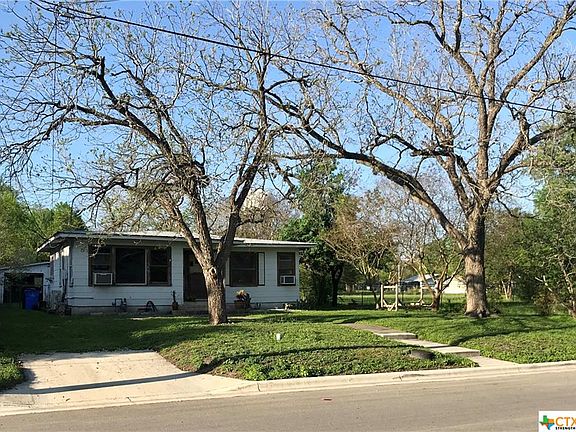 3rd image of 622 E Mountain St