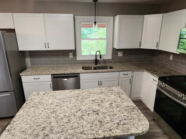 19359 Woodland Hills Rd, Abingdon, VA 24210