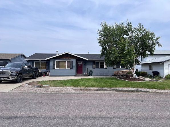 1911 Bluestone Dr