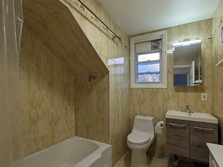 146 Macfarland Ave #2 — Photo 8