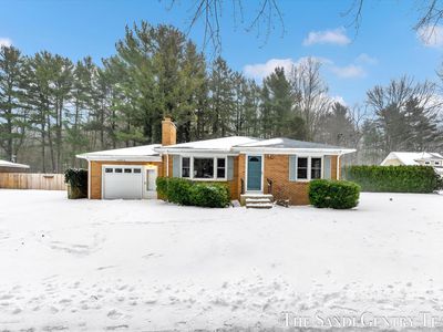 14972 Lakeshore Dr, Grand Haven, MI, 49417