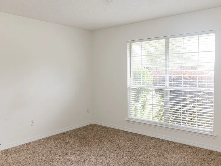 25759 Keldon Ct — Photo 9