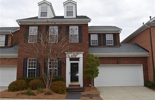1st image of 9166 Bonnie Briar Cres