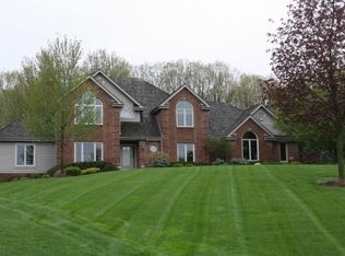 N30W30271 Great Hill Ct, Pewaukee, WI 53072