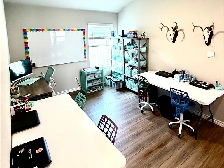 6218 Raleigh Dr — Photo 14