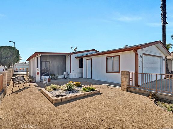 5th image of 1275 Bishop Dr