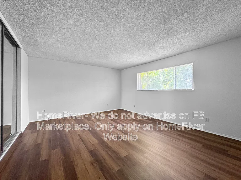 1233 Dealynn St #7 — Photo 10