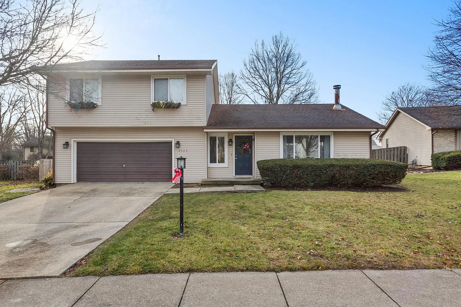 2509 Covington Dr photo 1