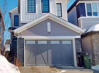 2221 158a St SW, Edmonton, AB T6W4L1