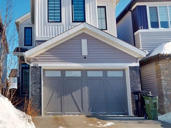 2221 158a St SW, Edmonton, AB T6W 4L1