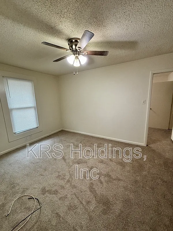 2 bed, 1.0 bath, 1095 sqft, $1,395 — Photo 4