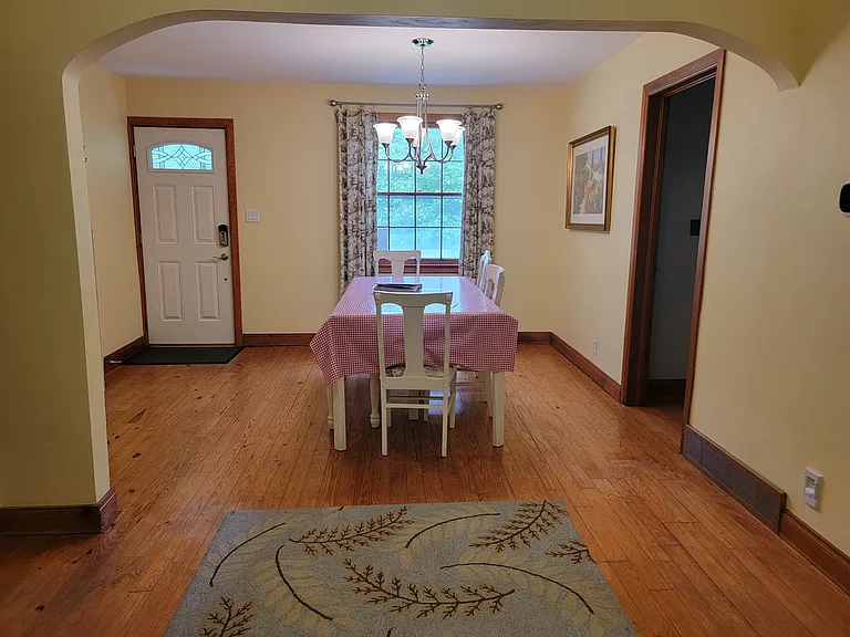712 Indiana Ave — Photo 11