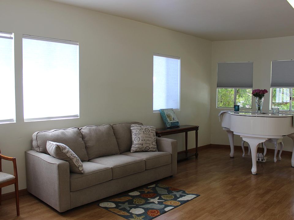 1st image of 200 Benito Ave